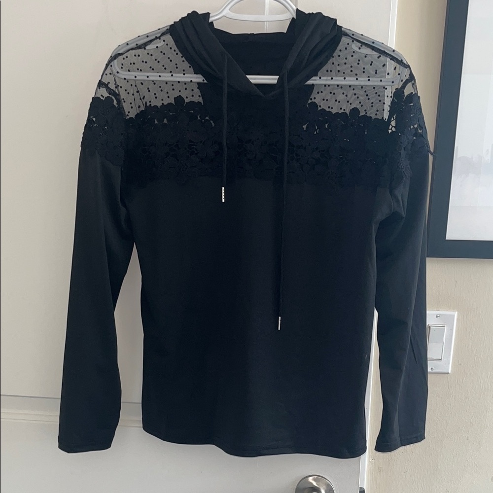 Black Lace Mesh Hooded Long Sleeve Top | Size Small